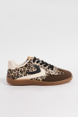 Tenis casuales unicolores con suelas planas en caucho