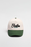 Gorra Tucker color negro + lavado con bordado "cabeza de Animal".