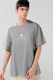 Camiseta unicolor oversize manga corta con textos estampados