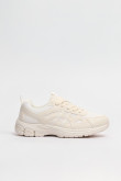 Zapatillas suela gruesa, tipo chunky.