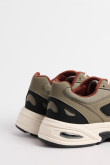 Zapatillas suela gruesa, tipo chunky.