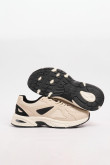 Zapatillas suela gruesa, tipo chunky.