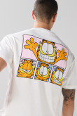 Camiseta crema clara con cuello redondo de Garfield