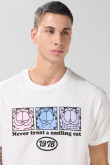 Camiseta crema clara con cuello redondo de Garfield