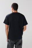 Camiseta oversize negra manga corta con diseño artístico