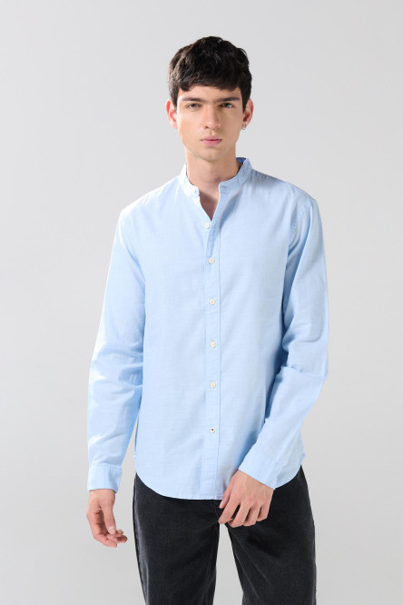 Camisa en algodón con cuello nerú unicolor y botones