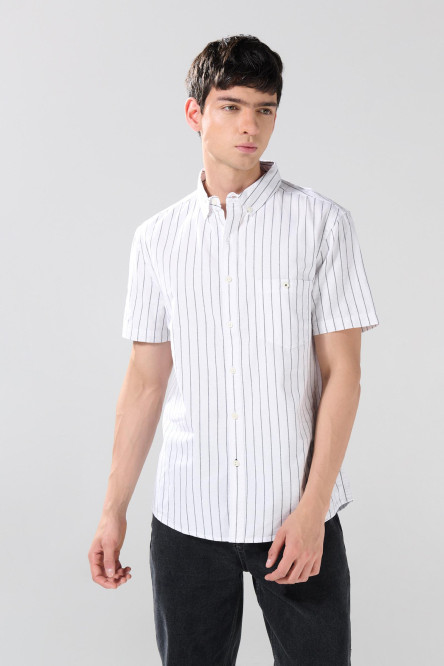 Camisa unicolor en algodón cuello button down a rayas