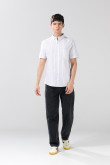 Camisa unicolor en algodón cuello button down a rayas