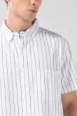 Camisa unicolor en algodón cuello button down a rayas