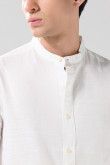 Camisa en algodón con cuello nerú unicolor y botones