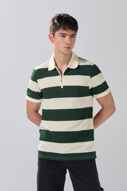 Camiseta polo kaki clara con cremallera y rayas verdes