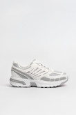 Tenis de plataforma unicolores con diseños en contraste
