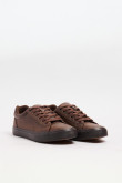 Tenis unicolores casuales con suelas en contraste planas