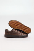 Tenis unicolores casuales con suelas en contraste planas