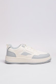Tenis casuales cremas claros con contrastes grises