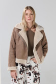 Chaqueta unicolor biker con cierre cruzado y efecto sherpa