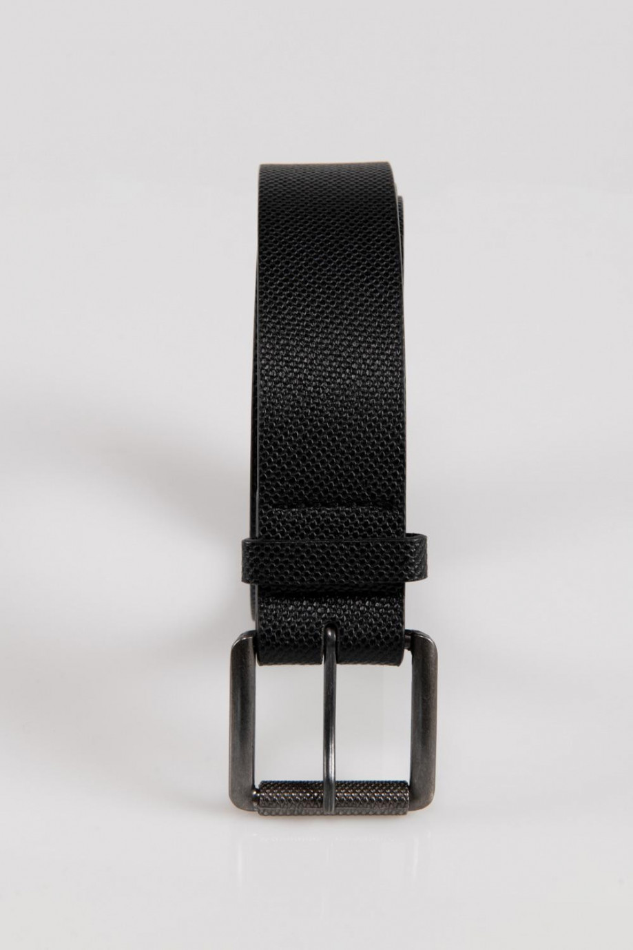 Cinturón sintético texturizado unicolor con hebilla cuadrada